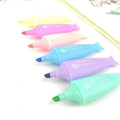 fish 🐟 shaped highlighter pens